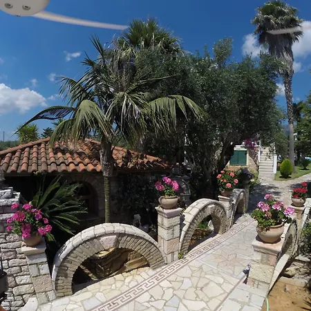 Aparthotel Paris Village 4*