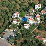 Paris Village 4*