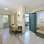 Paris Village Apartmanhotel