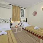 Paris Village Apartmanhotel Hráni