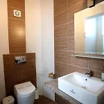 Paris Village 4*