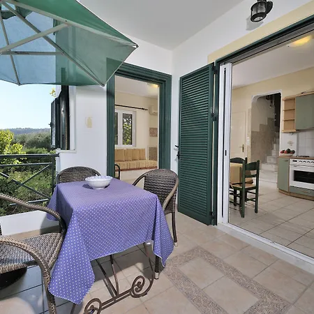 Paris Village 4* Chrani