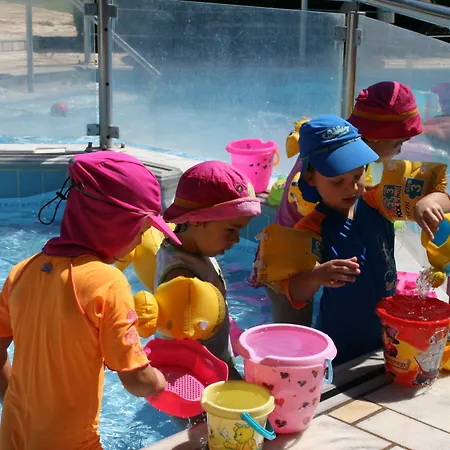 Apartmanhotel Paris Village