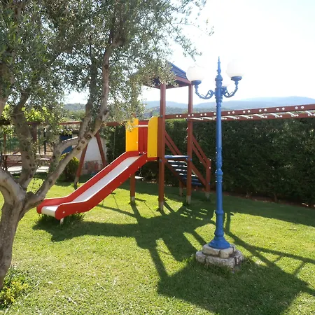 Apartahotel Paris Village 4*