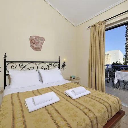 Apartahotel Paris Village