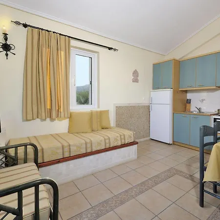 Apartahotel Paris Village Chrani