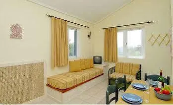 Apartahotel Paris Village Chrani