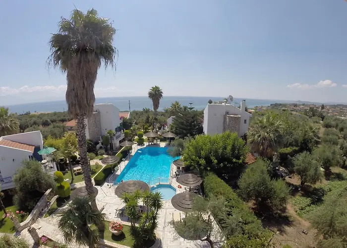 Apartahotel Paris Village 4*