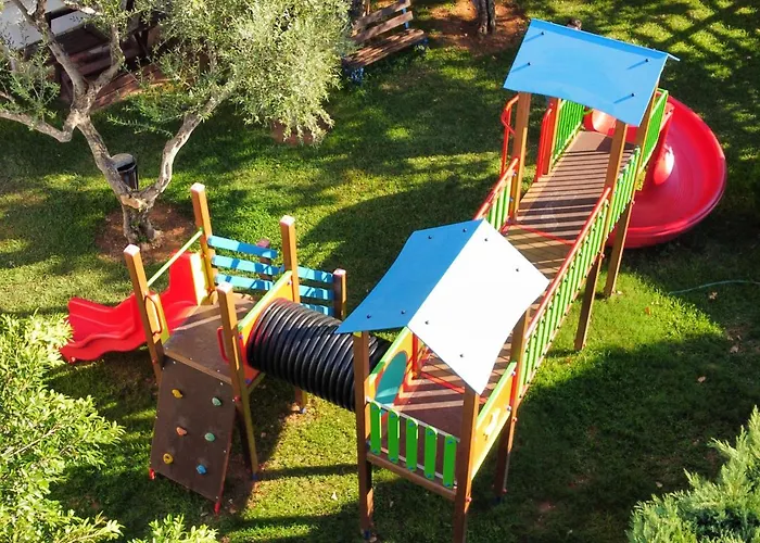 Ξενοδοχείο με διαμερίσματα Paris Village