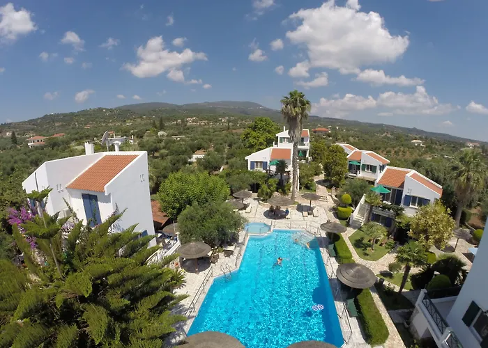 Aparthotel Paris Village