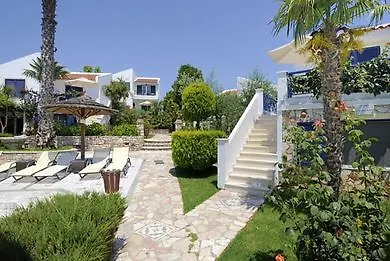 Ξενοδοχείο με διαμερίσματα Paris Village