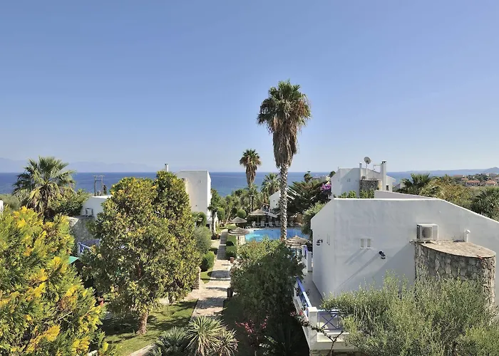 Ξενοδοχείο με διαμερίσματα Paris Village 4*