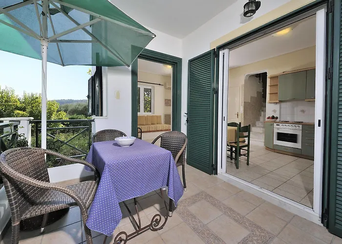 Paris Village 4* Χράνοι