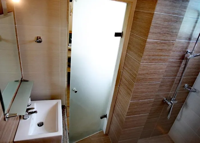 Paris Village Aparthotel 4*